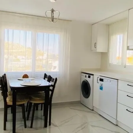 E-my Marina Apartament Çeşme