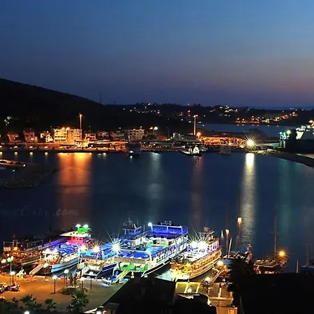 Apartament E-my Marina